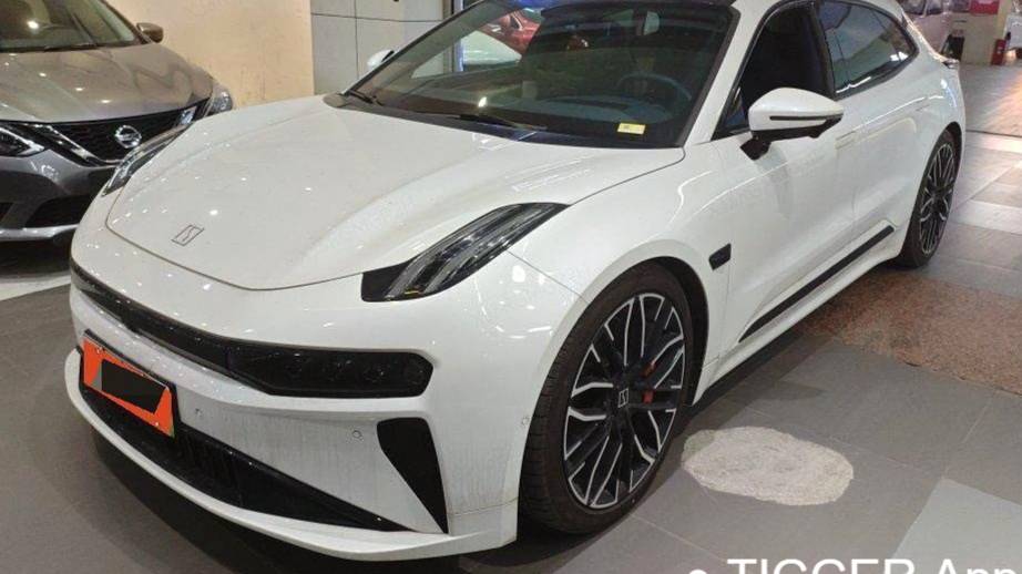 ZEEKR 2025 001 YOU version 100kWh four-wheel drive