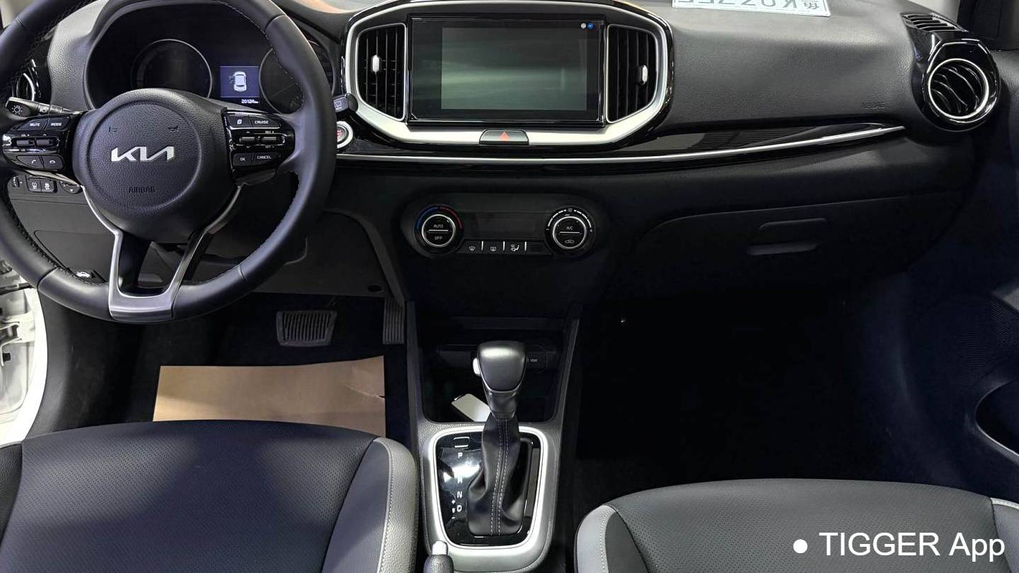 KIA 2021 Stonic 1.4L CVT sunroof model