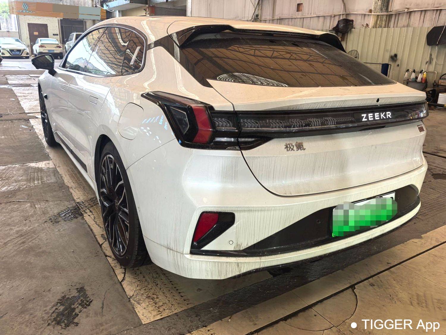 ZEEKR 2025 001 YOU version 100kWh four-wheel drive