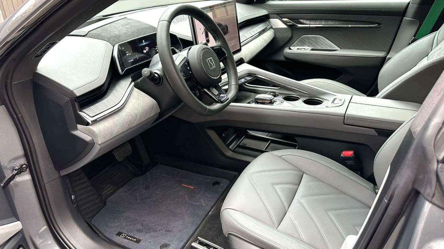 ZEEKR 2023 001 ME version 100kWh