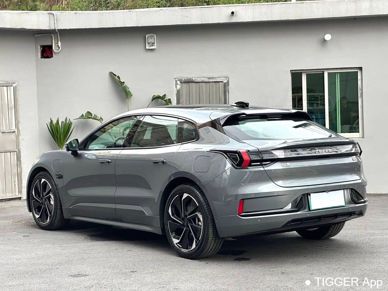 ZEEKR 2023 001 ME version 100kWh