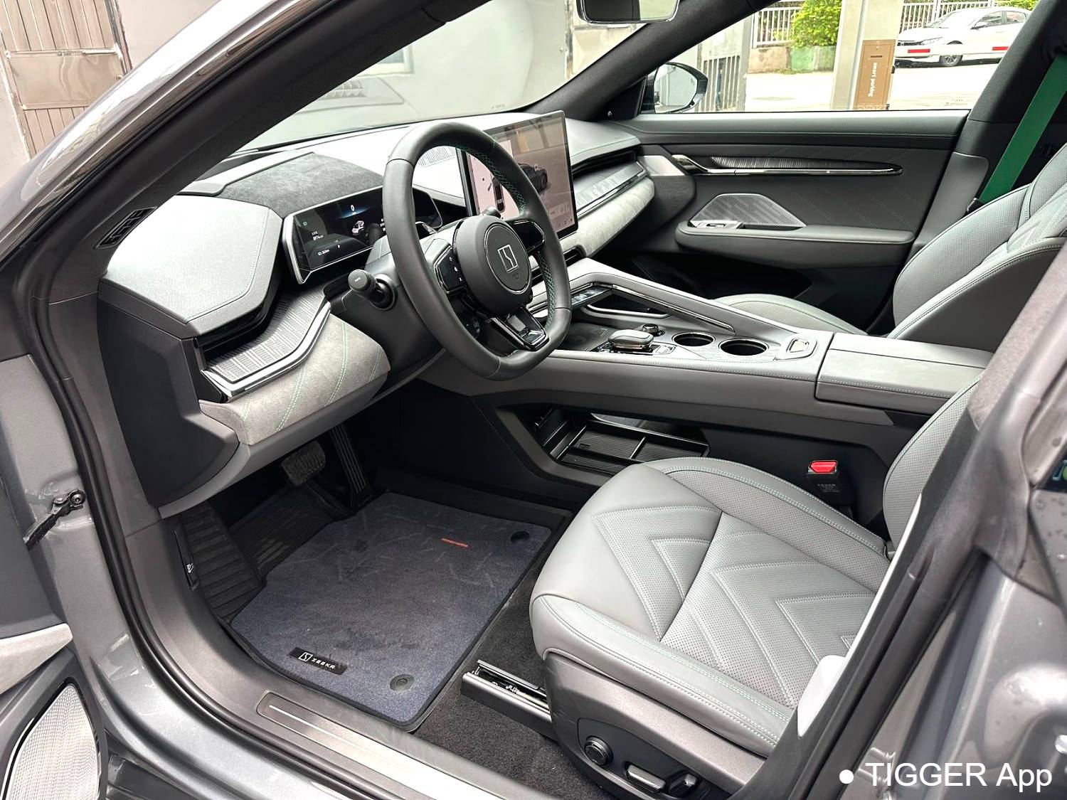 ZEEKR 2023 001 ME version 100kWh