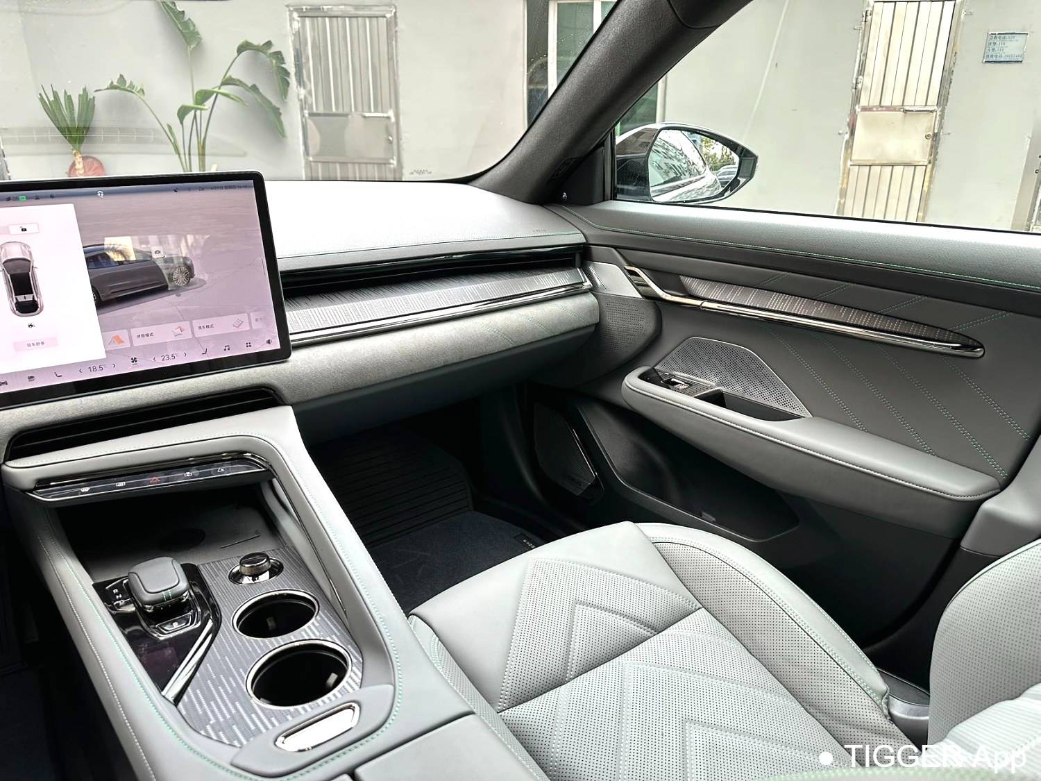 ZEEKR 2023 001 ME version 100kWh