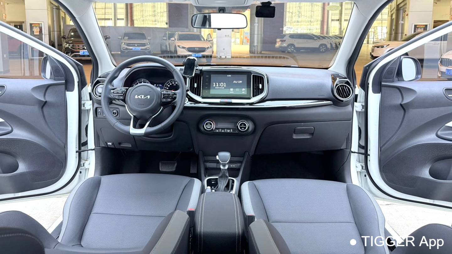 KIA 2021 Stonic 1.4L CVT Enjoyment Sunroof Model