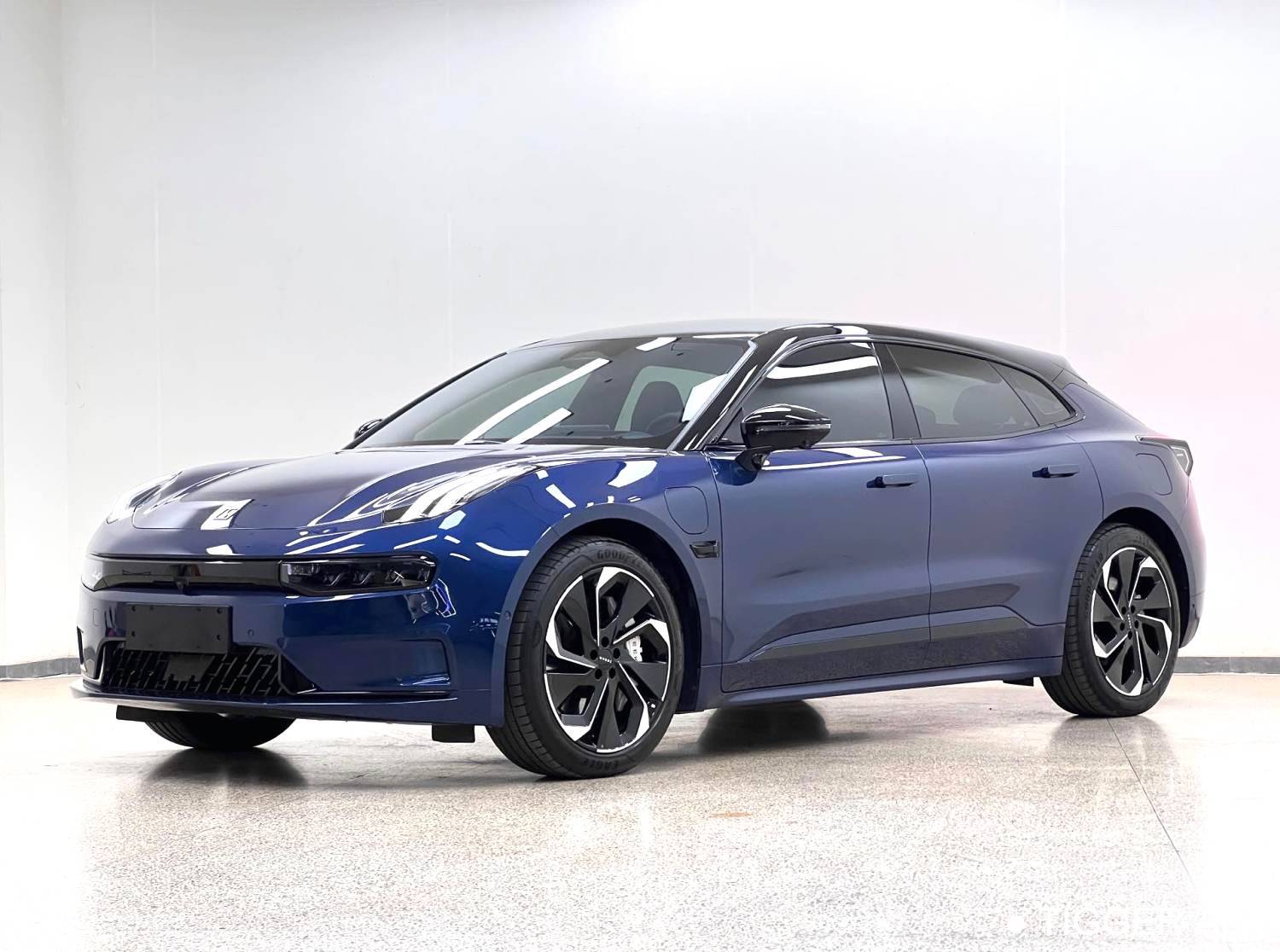 ZEEKR 2023 001 ME version 100kWh