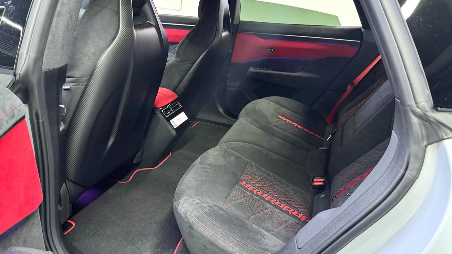 ZEEKR 2023 001FR FR version 100kWh