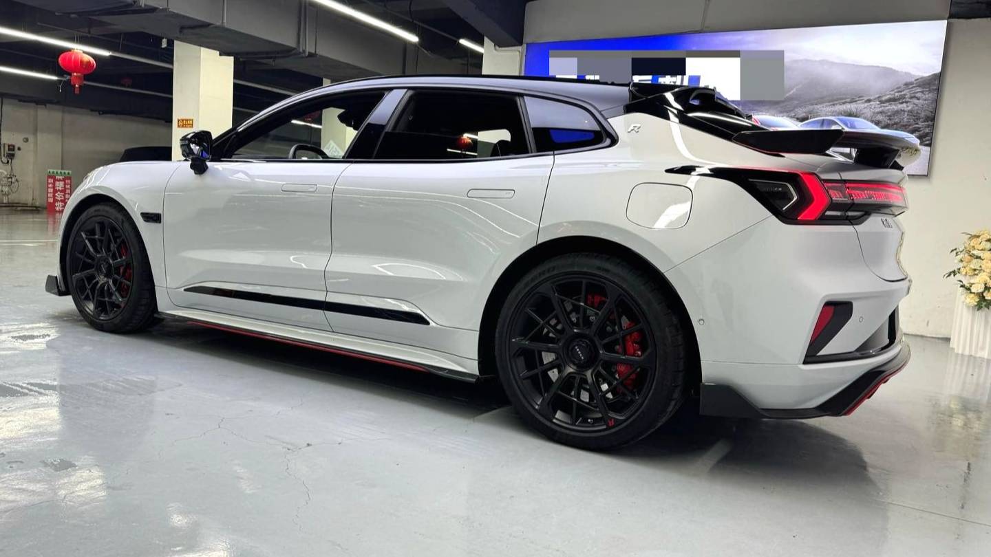 ZEEKR 2023 001FR FR version 100kWh