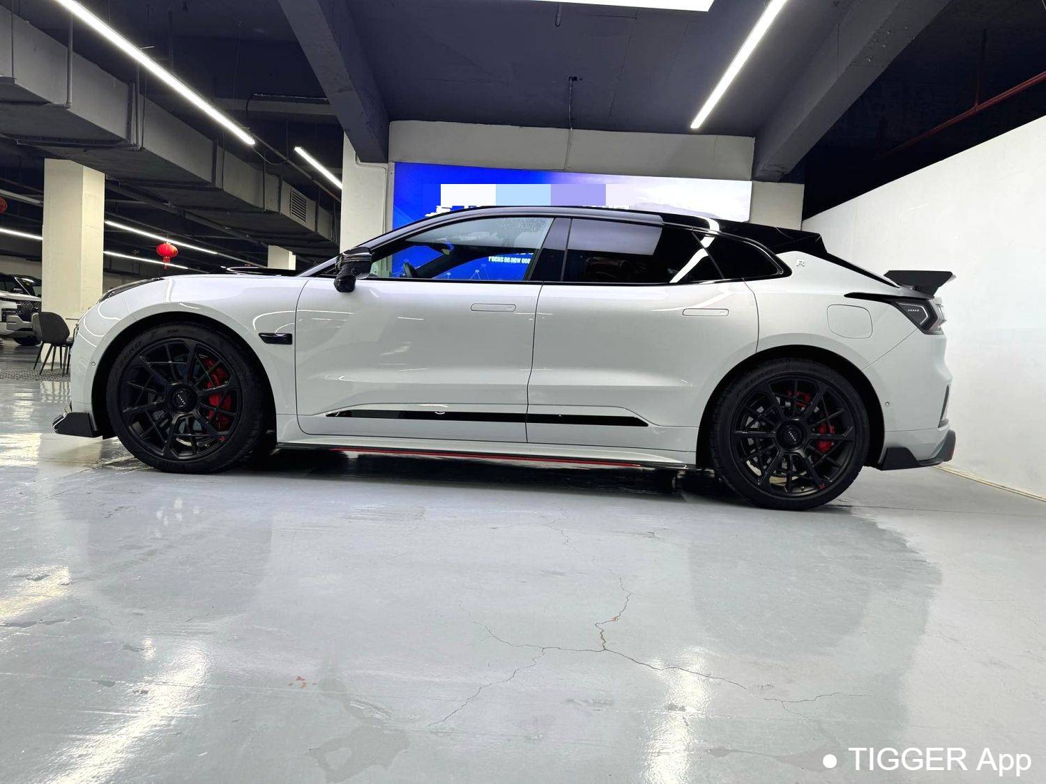 ZEEKR 2023 001FR FR version 100kWh