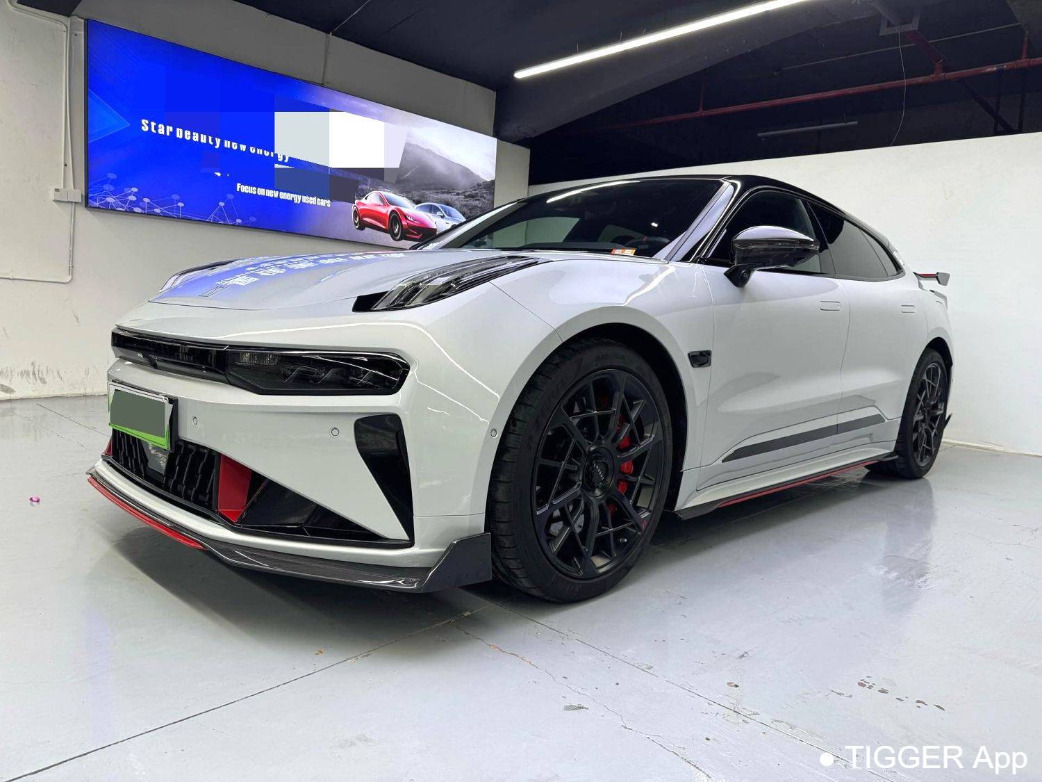 ZEEKR 2023 001FR FR version 100kWh