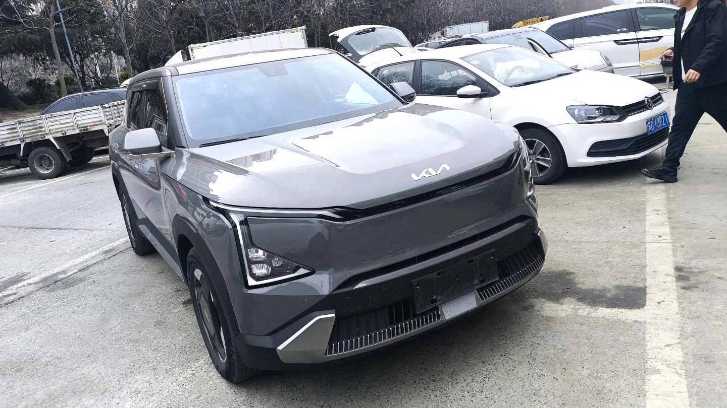 KIA 2025 EV5 530 Air