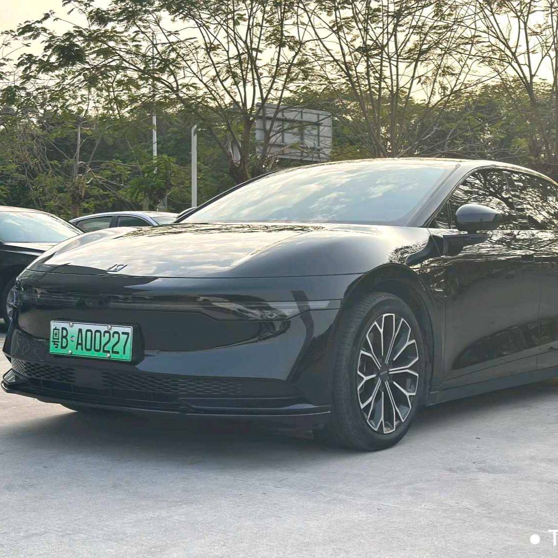 ZEEKR 2024 007 Rear wheel drive enhanced version 75kWh سيارة مستعملة