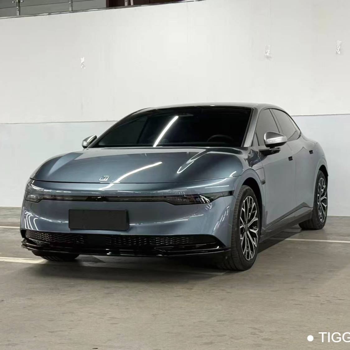 ZEEKR 2024 007 Rear wheel drive version 75kWh سيارة مستعملة