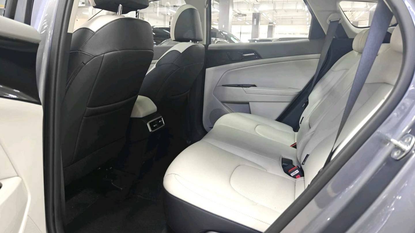 KIA 2025 Sportage 1.5T Two wheel Drive Premium Smart Edition