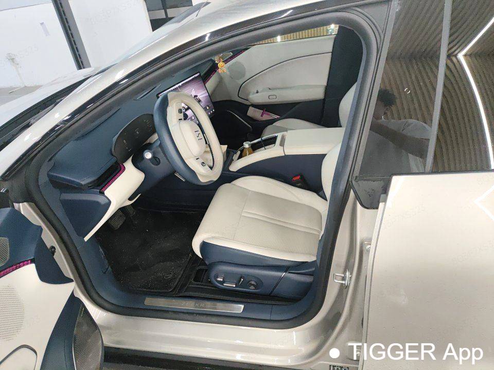 ZEEKR 2024 007 4WD version 75kWh