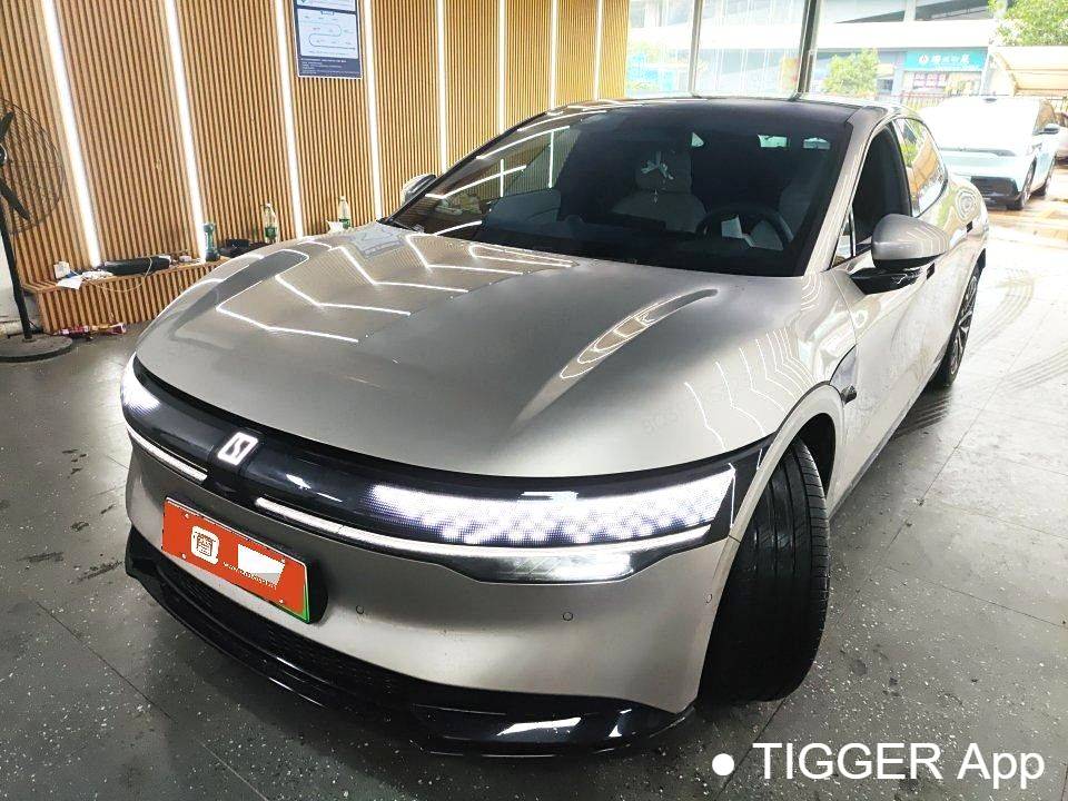 ZEEKR 2024 007 4WD version 75kWh