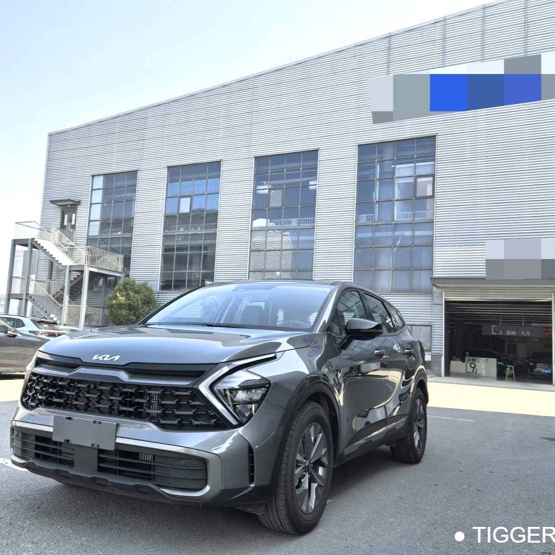 KIA 2025 Sportage 2.0T Two wheel Drive Premium Smart Edition سيارة مستعملة