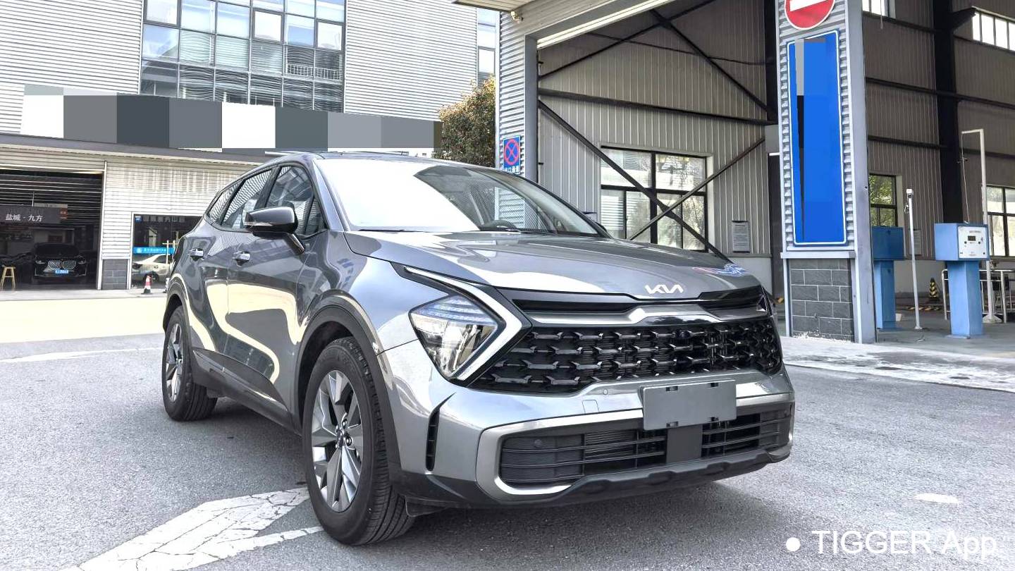 KIA 2025 Sportage 2.0T Two wheel Drive Premium Smart Edition