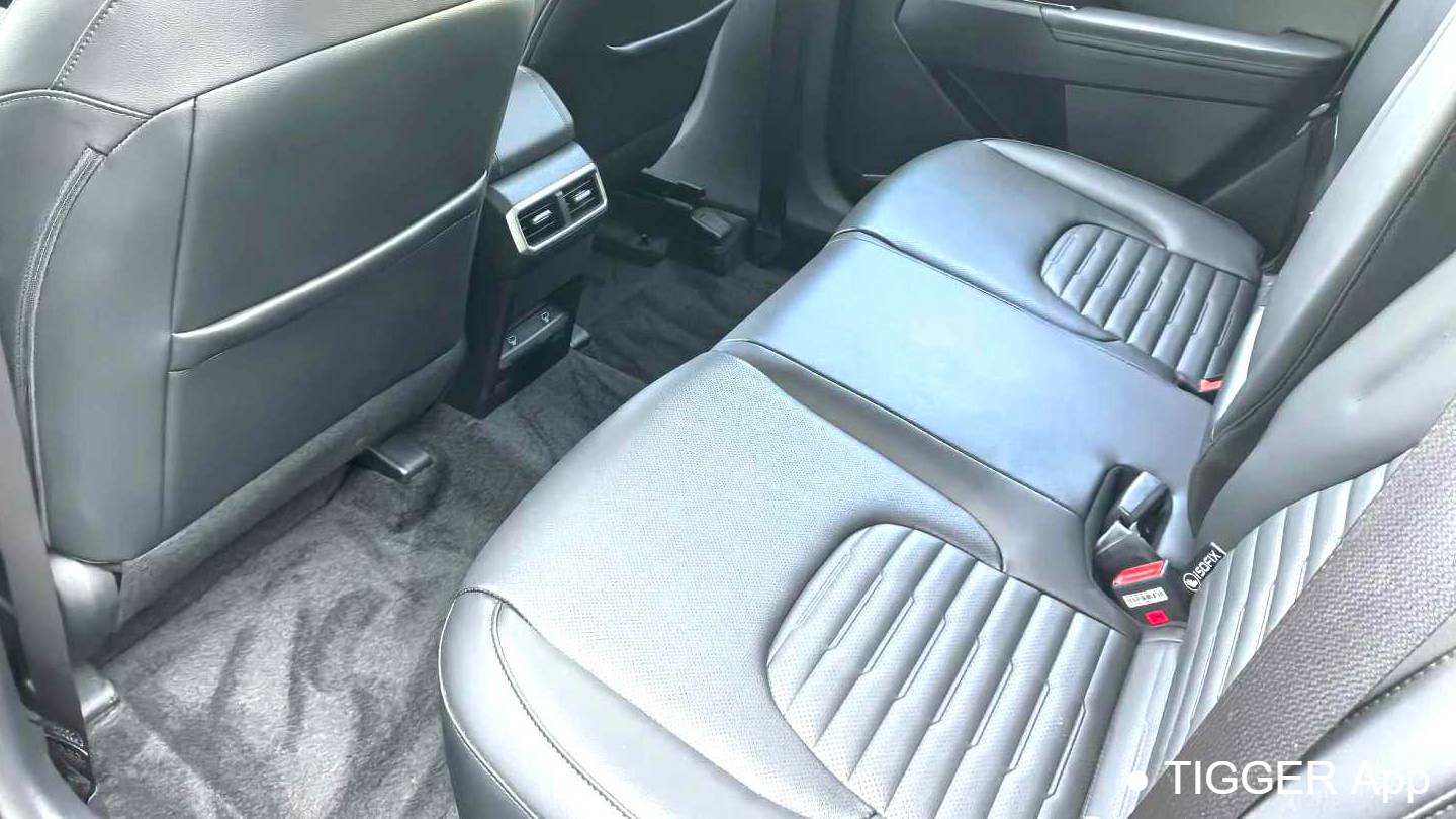 KIA 2025 Sportage 2.0T Two wheel Drive Premium Smart Edition