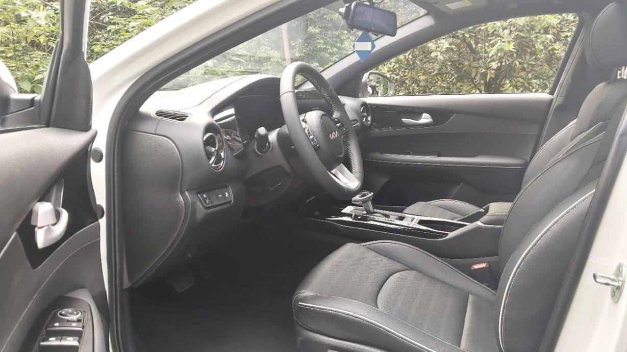 KIA 2023 K3 1.5L CVT Luxury Edition