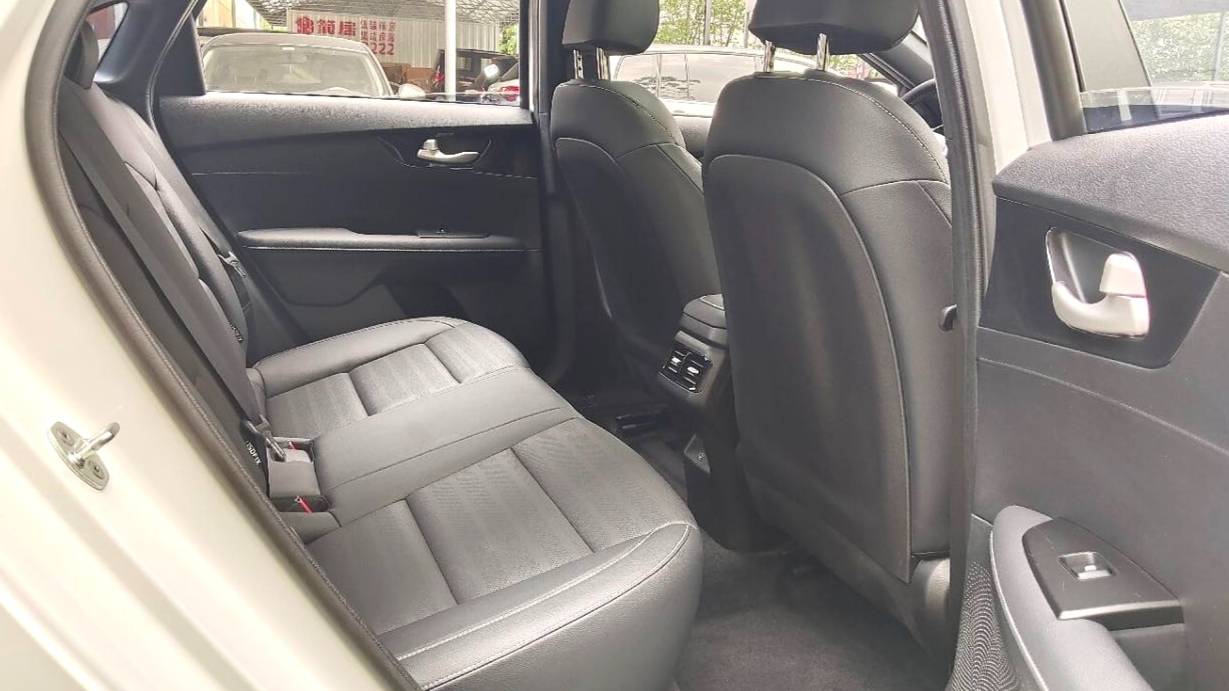 KIA 2023 K3 1.5L CVT Luxury Edition