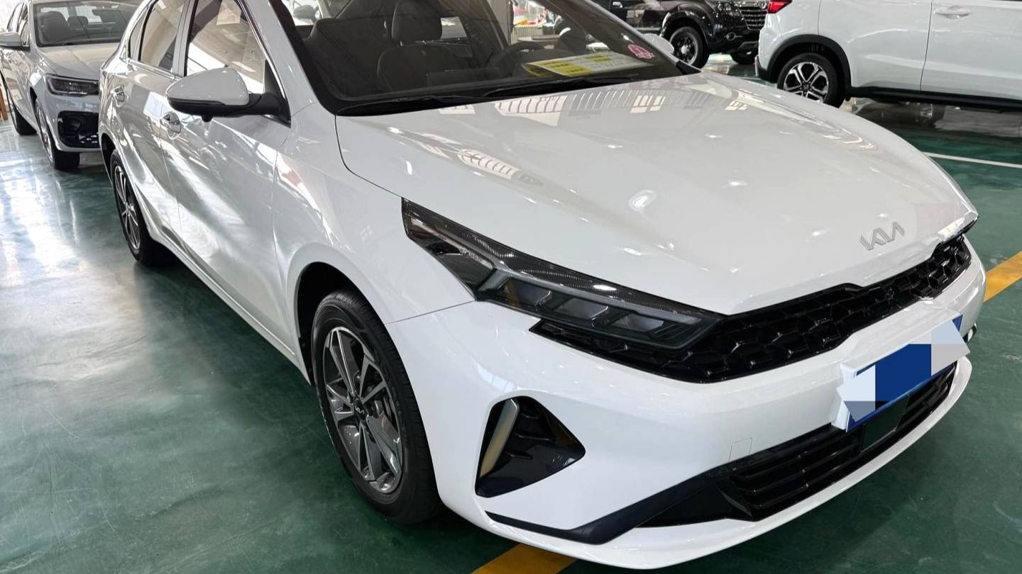 KIA 2023 K3 1.5L CVT Premium Edition