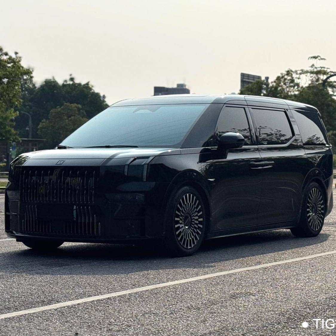 ZEEKR 2022 009 WE version Подержанный автомобиль