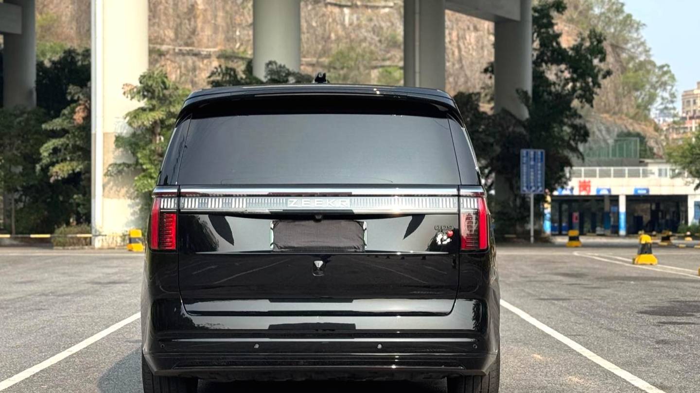 ZEEKR 2022 009 WE version