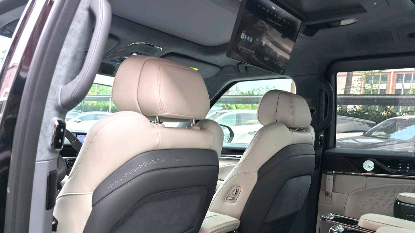 ZEEKR 2024 009 Six seat executive version four-wheel drive 108kWh