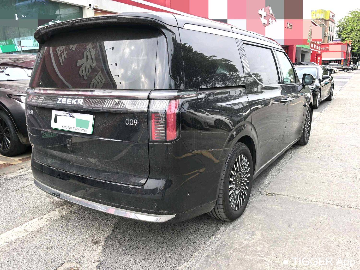 ZEEKR 2024 009 Six seat executive version four-wheel drive 108kWh