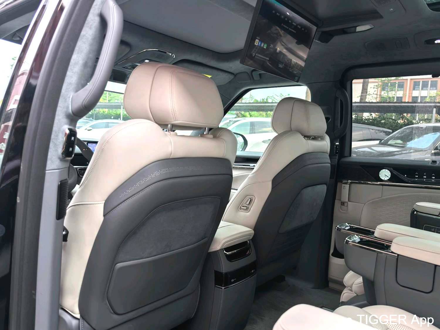 ZEEKR 2024 009 Six seat executive version four-wheel drive 108kWh