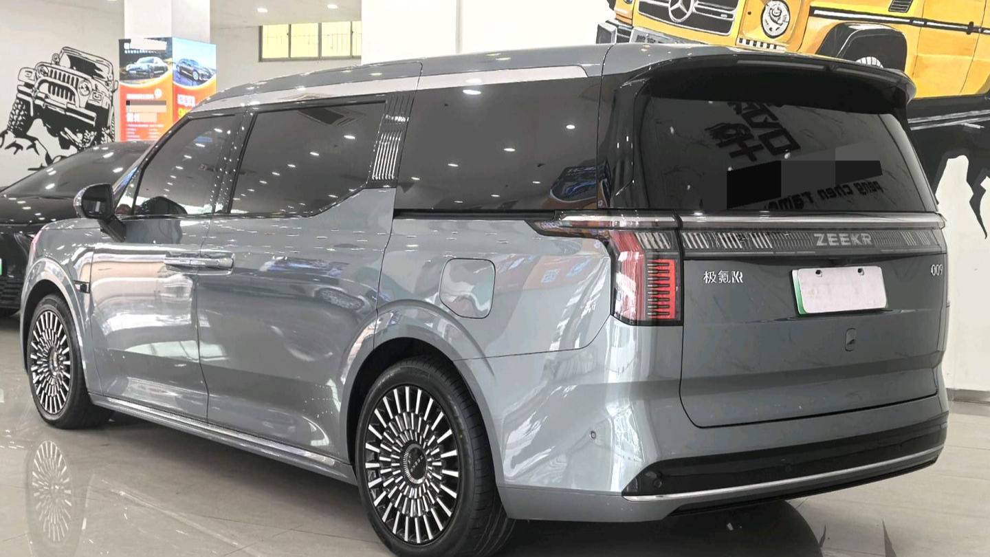 ZEEKR 2024 009 Seven seater aisle version four-wheel drive 108kWh