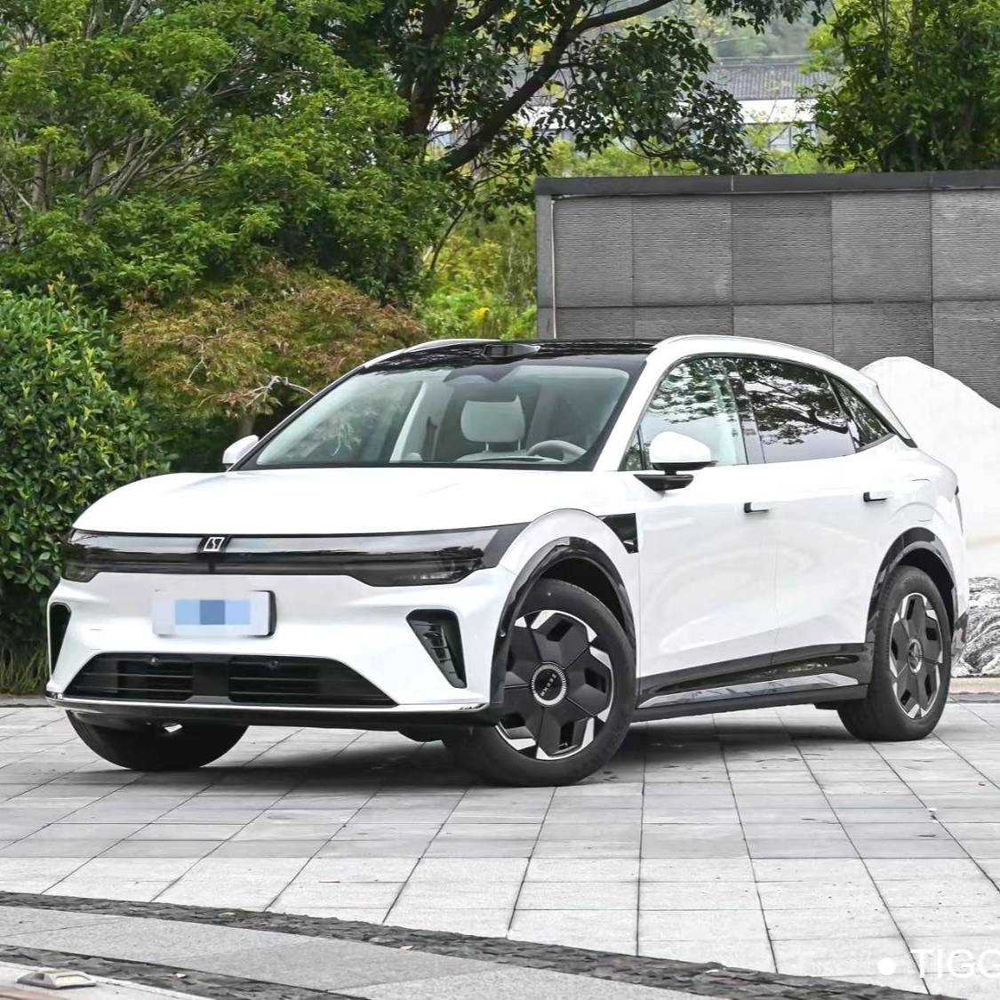 ZEEKR 2026 7X 75kWh rear wheel drive MAX version Подержанный автомобиль