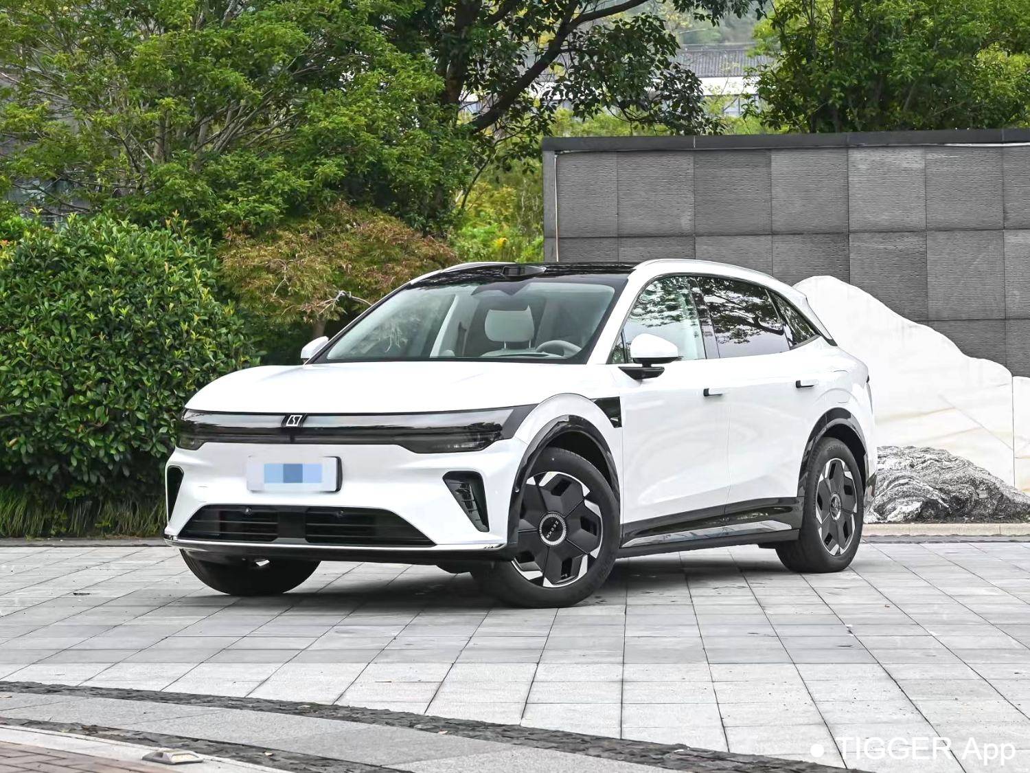 ZEEKR 2026 7X 75kWh rear wheel drive MAX version