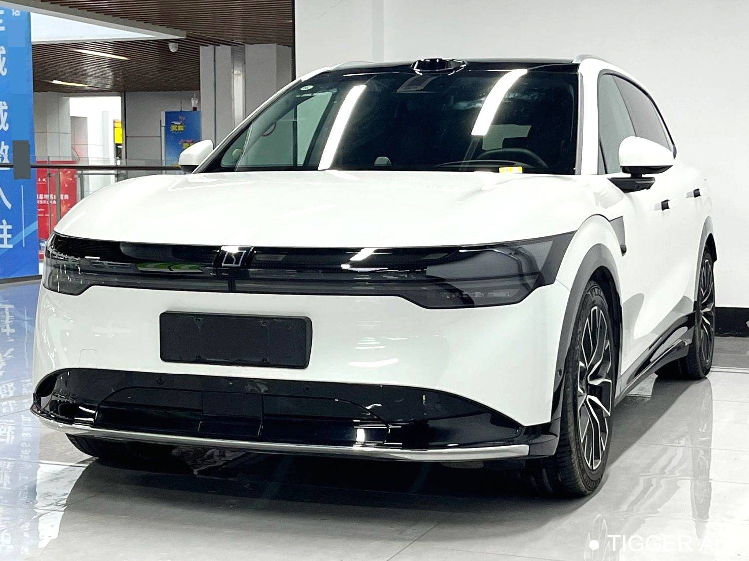 ZEEKR 2025 7X 100kWh Long Range 4WD Intelligent Driving Edition