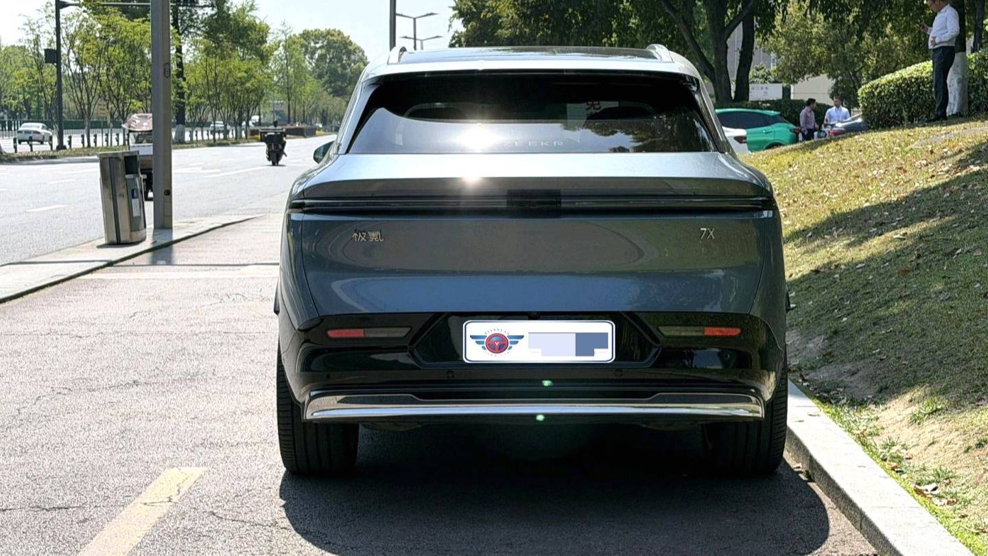 ZEEKR 2025 7X 100kWh Long Range 4WD Intelligent Driving Edition