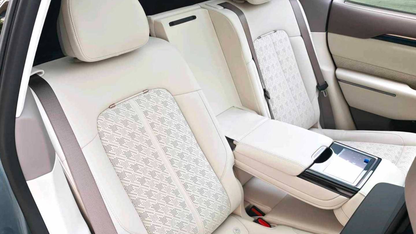 ZEEKR 2026 7X 103kWh rear wheel drive MAX version