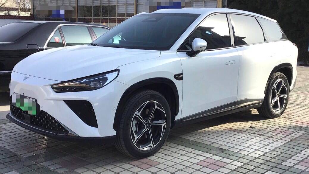 NETA 2024 L Extended Range 220 Premium Edition