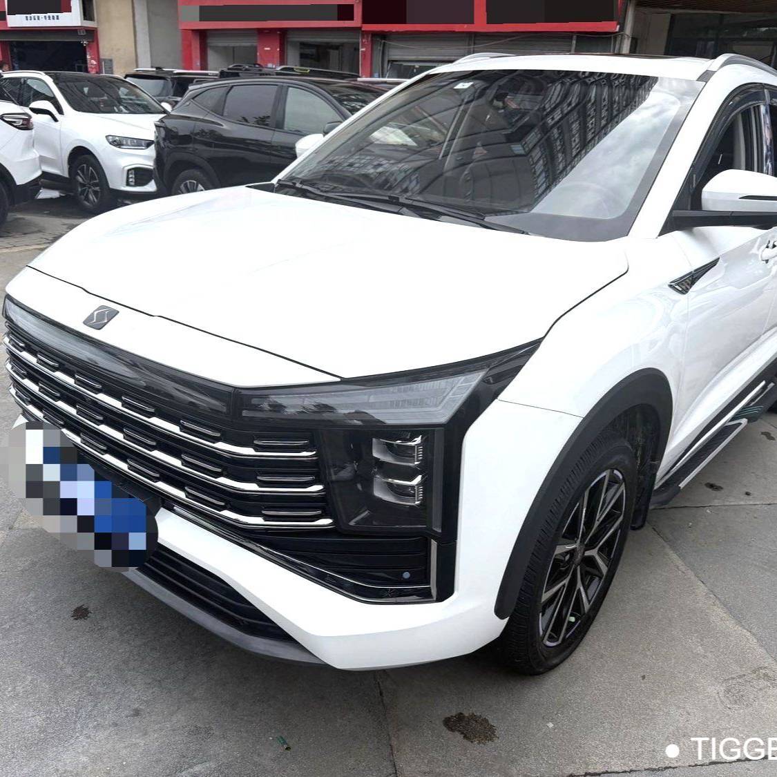 SOL 2023 X8 PLUS Upgraded 1.5TGDI DCT Smart Edition 7-seater سيارة مستعملة