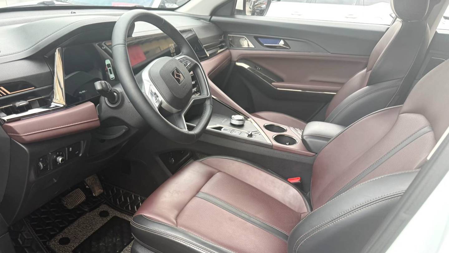 SOL 2023 X8 PLUS Upgraded 1.5TGDI DCT Smart Edition 7-seater