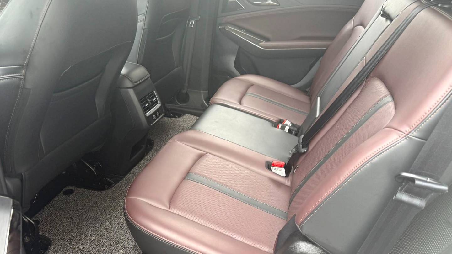 SOL 2023 X8 PLUS Upgraded 1.5TGDI DCT Smart Edition 7-seater