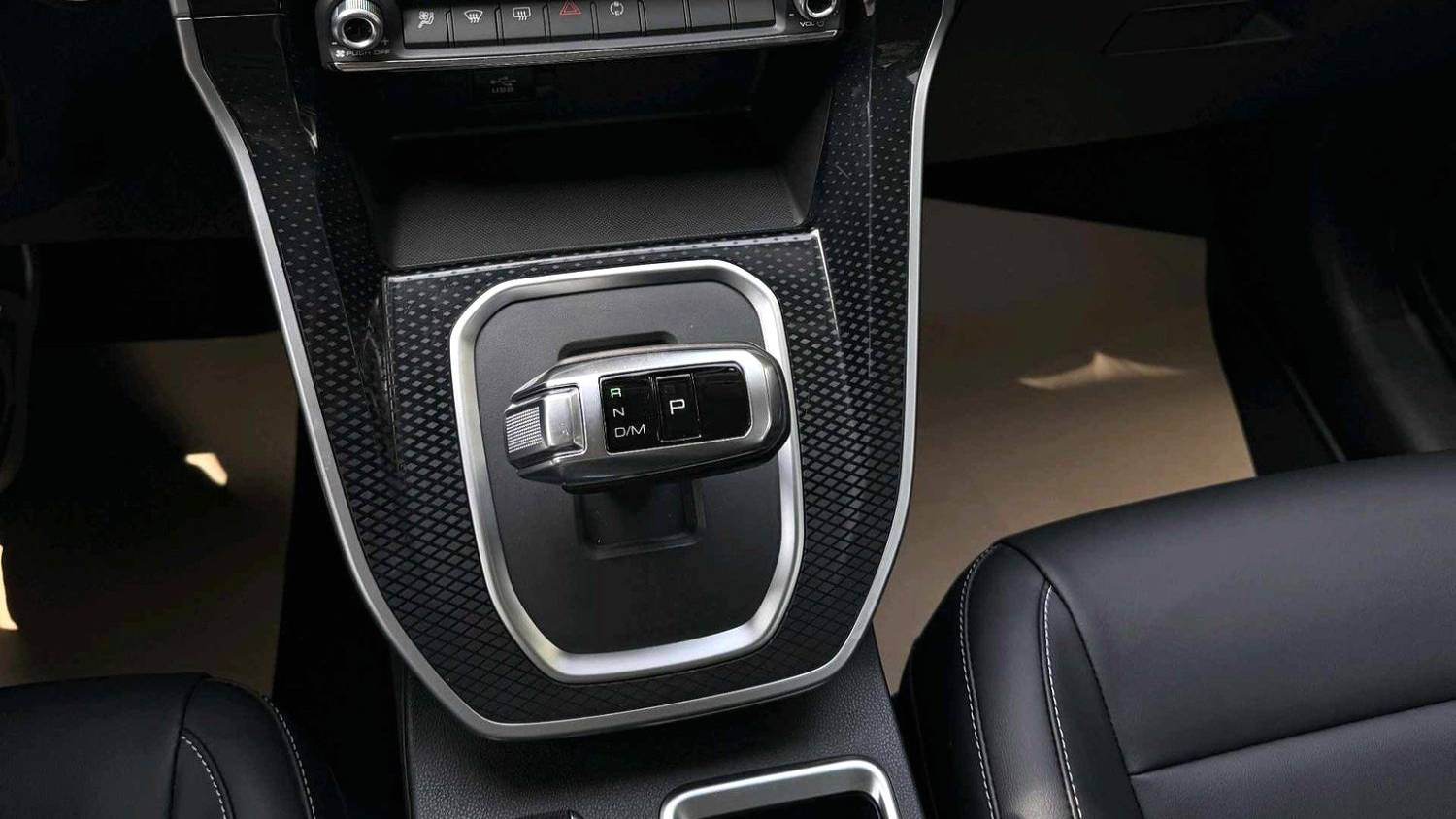 HAVAL 2023 M6 PLUS 1.5T DCT Luxury Intelligent Connected Model