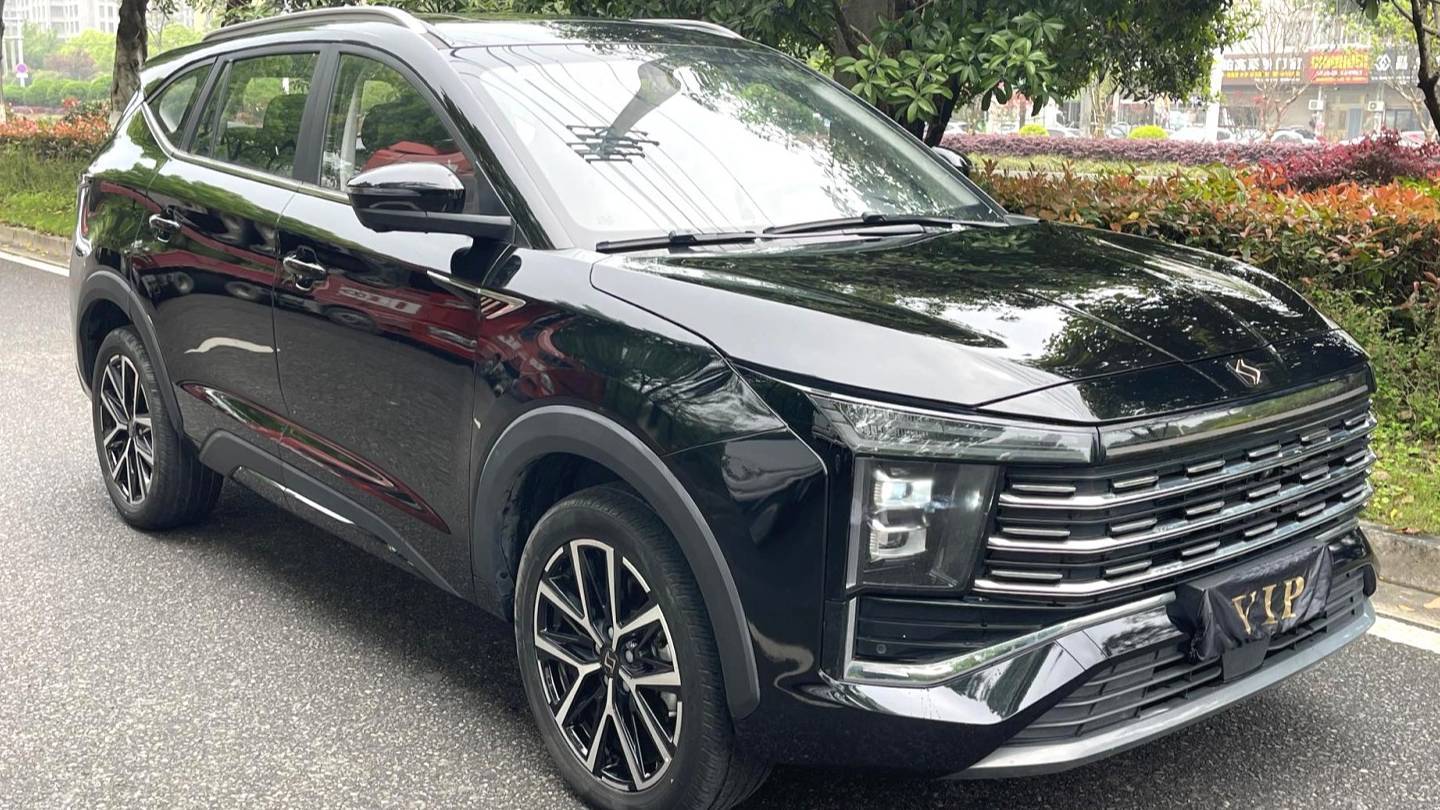 SOL 2023 X8 PLUS 1.5TGDI DCT Premium Edition 7-seater