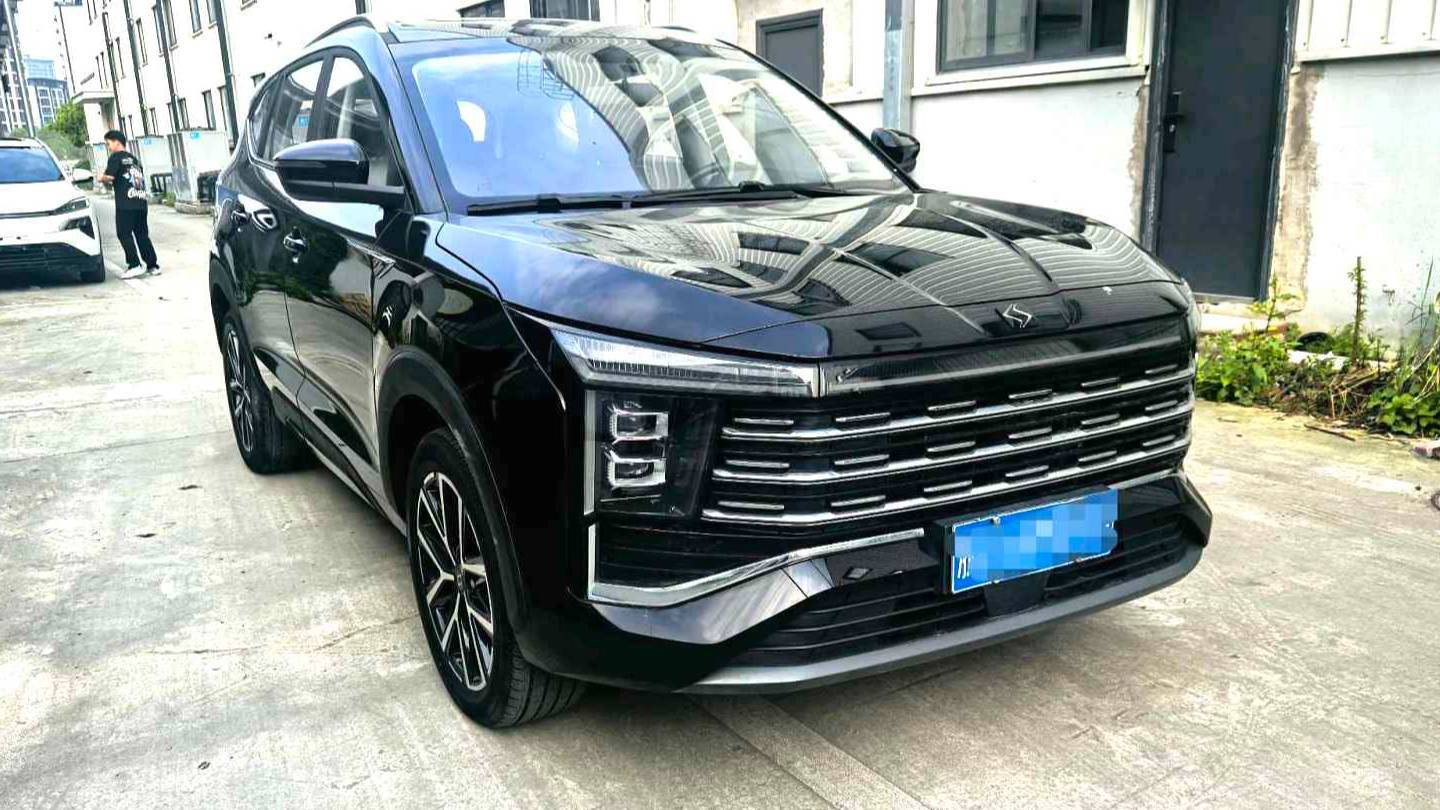 SOL 2022 X8 PLUS 1.5TGDI DCT Smart Home Edition 7-seater