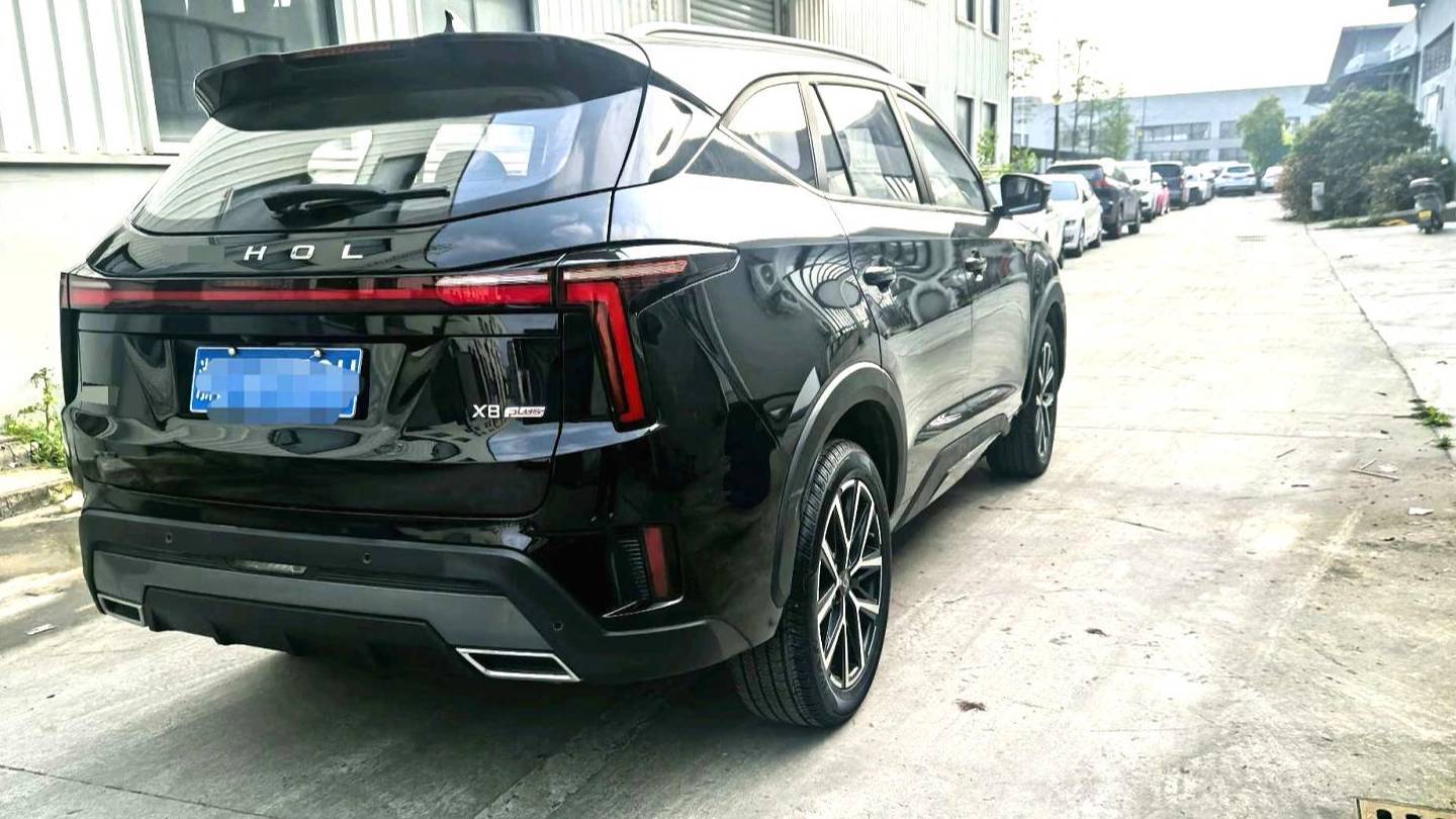 SOL 2022 X8 PLUS 1.5TGDI DCT Smart Home Edition 7-seater