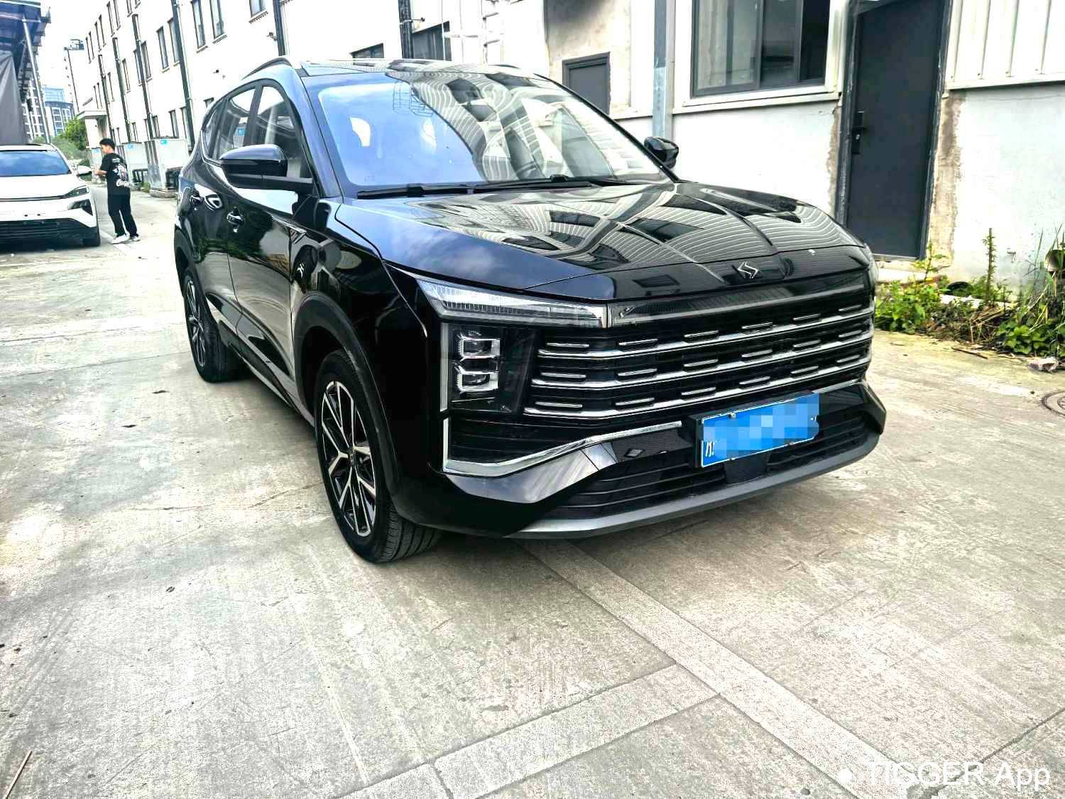 مستعمل SOL 2022 X8 PLUS 1.5TGDI DCT Smart Home Edition 7-seater
