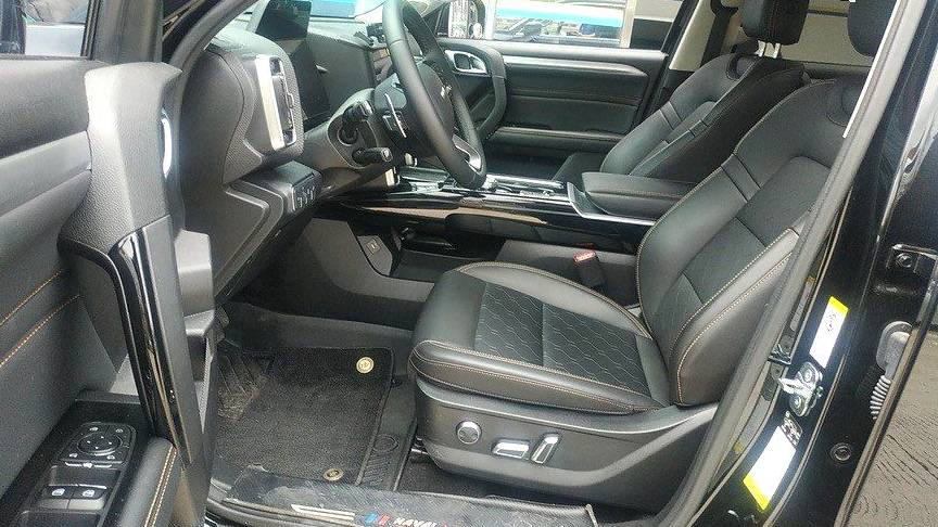 HAVAL 2022 DARGO 1.5T DCT two wheel drive hunting version for horse dogs