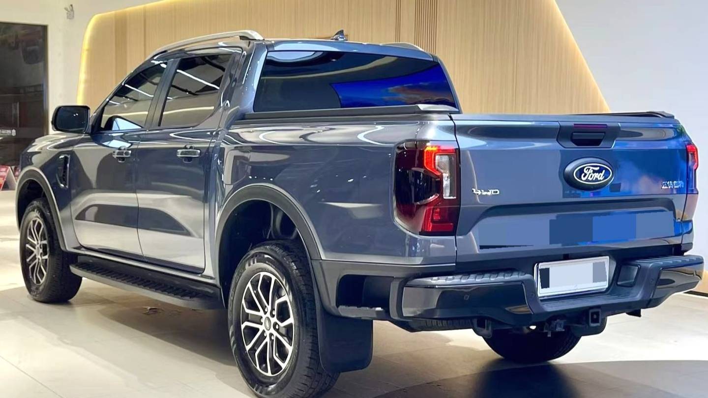 Ford 2023 Ranger Trailblazer four-wheel drive automatic diesel version