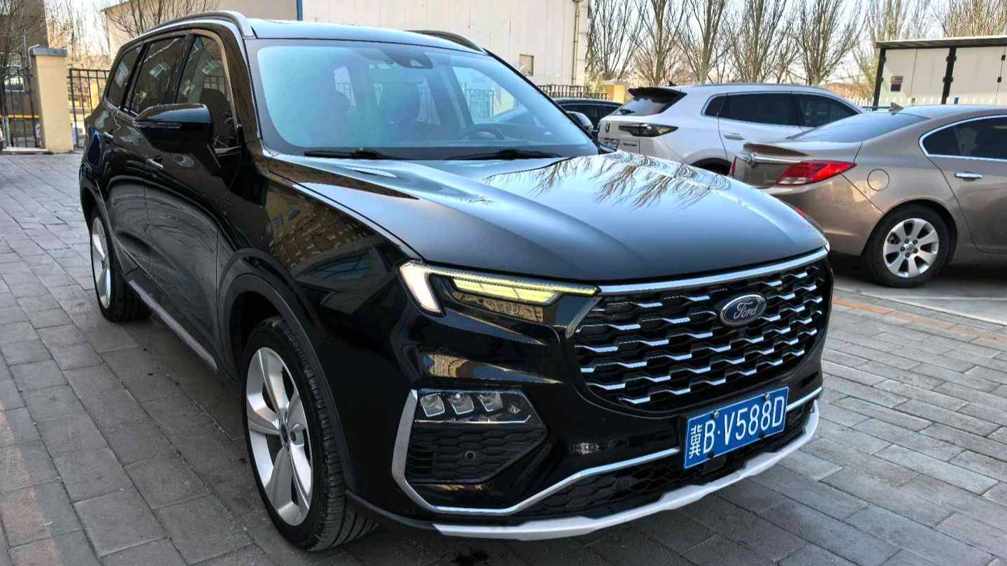 Ford 2023 ‌Equator EcoBoost 225 Platinum Collar 7-seater (2/2/3)