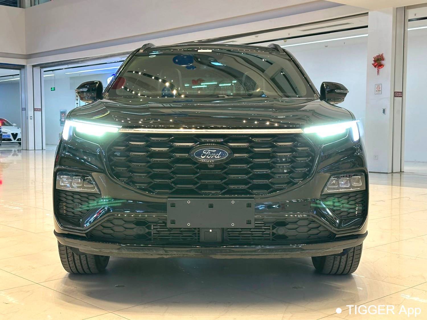 Used Ford 2023 Equator EcoBoost 225 Obsidian Orange Edition Prestige Collar 7 (2/2/3)