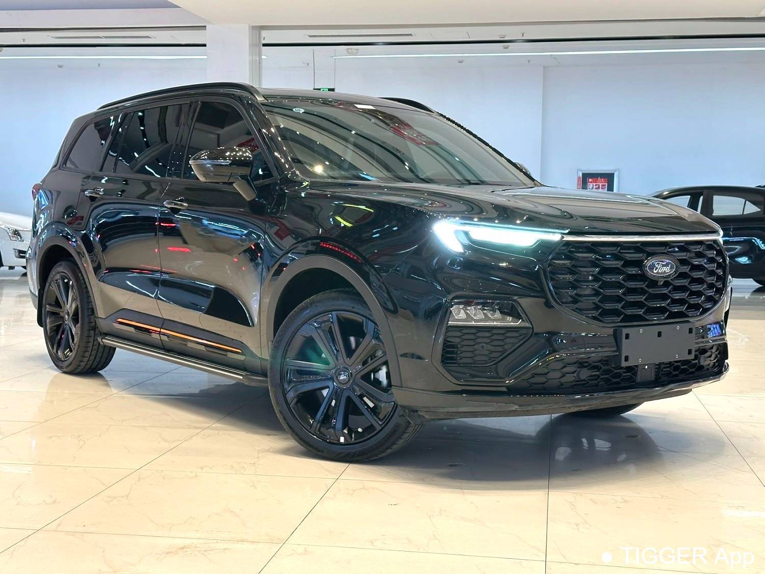 Used Ford 2023 Equator EcoBoost 225 Obsidian Orange Edition Prestige Collar 7 (2/2/3)